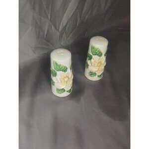 Vintage Wang’s International Magnolia Salt and Pepper Shaker Set